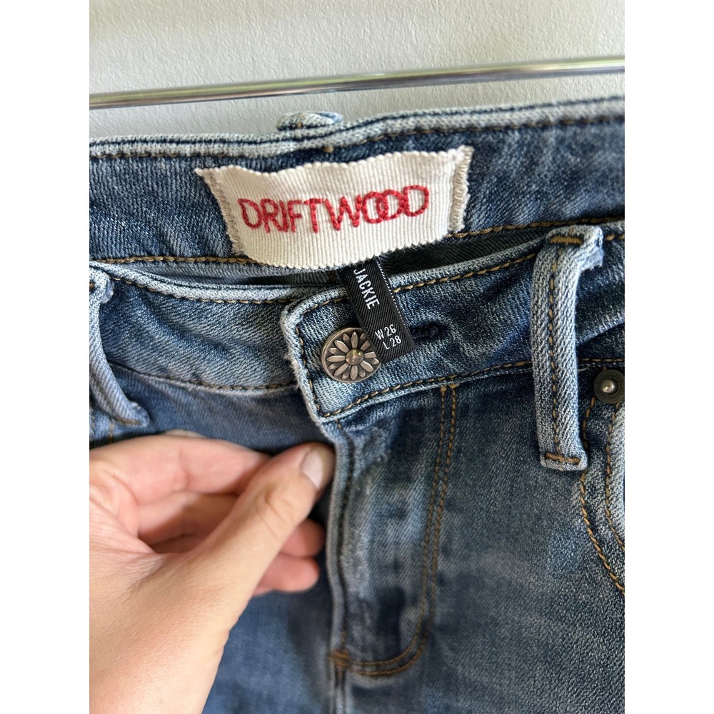 Driftwood Jackie Floral Embroidered Skinny Jeans Medium Wash Blue W26 L28 - Picture 3 of 3